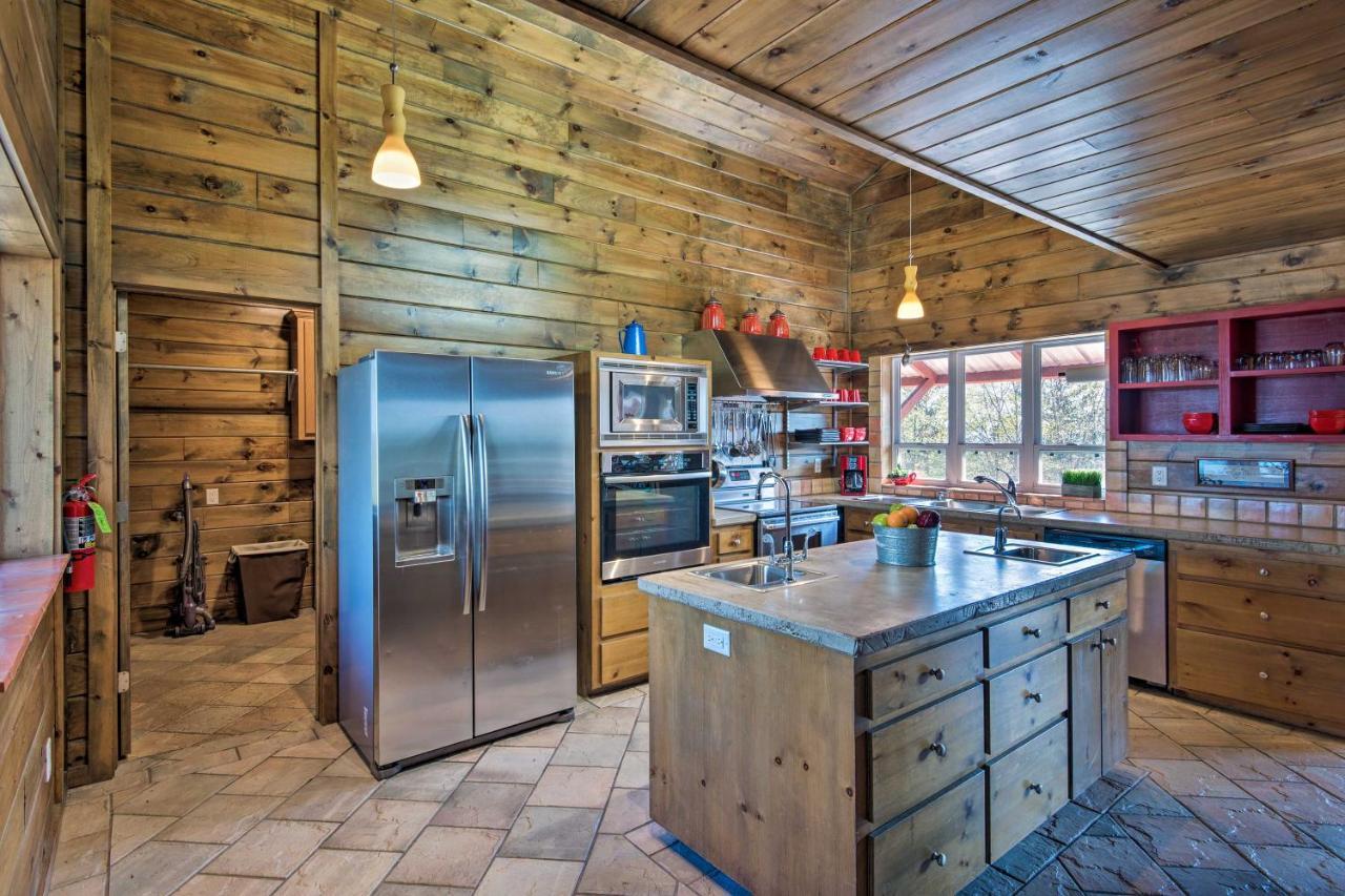 Broken Bow Mountaintop Home With Hot Tub! Exterior photo