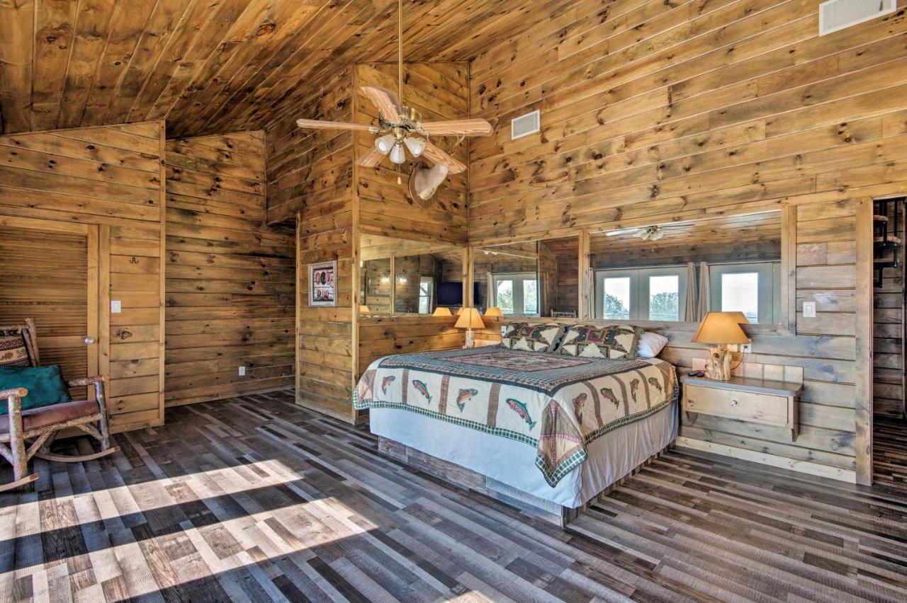 Broken Bow Mountaintop Home With Hot Tub! Exterior photo